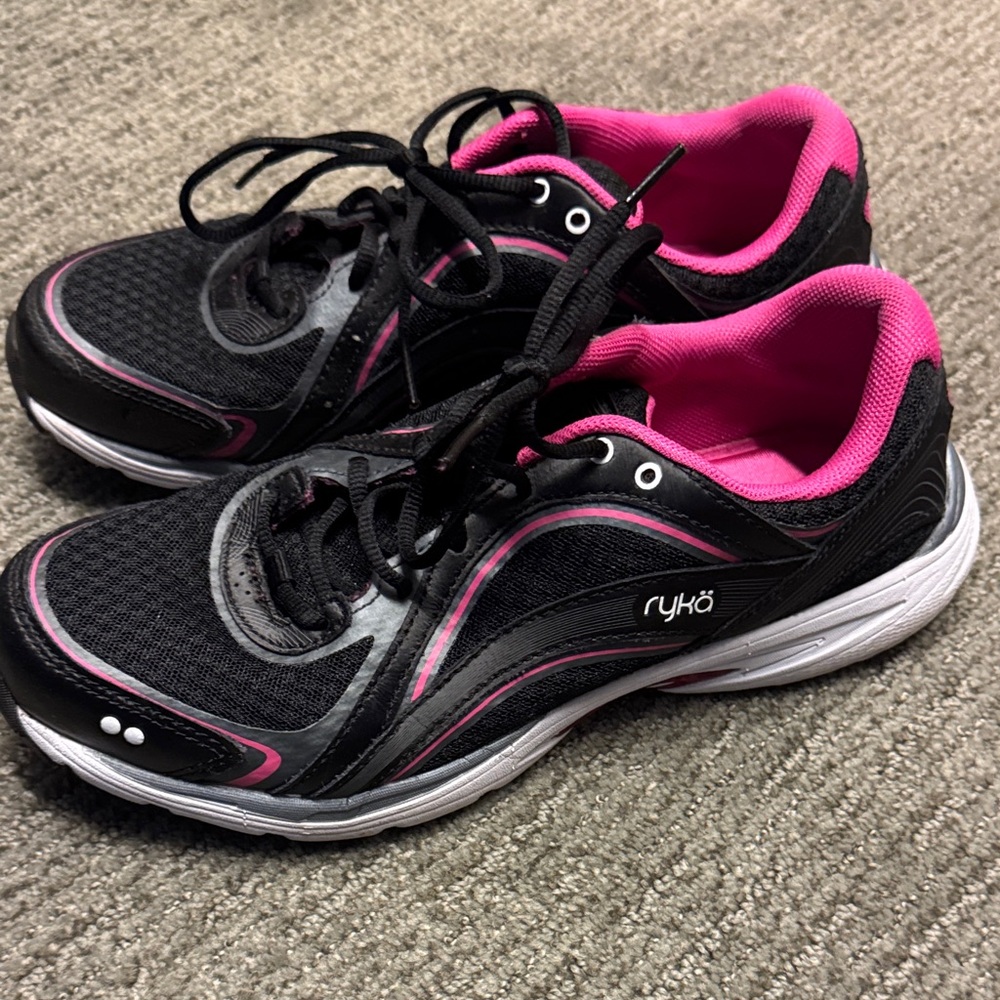 Ryka Women's Black and Pink Athletic Sneakers